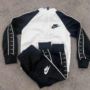 Kids tracksuit
